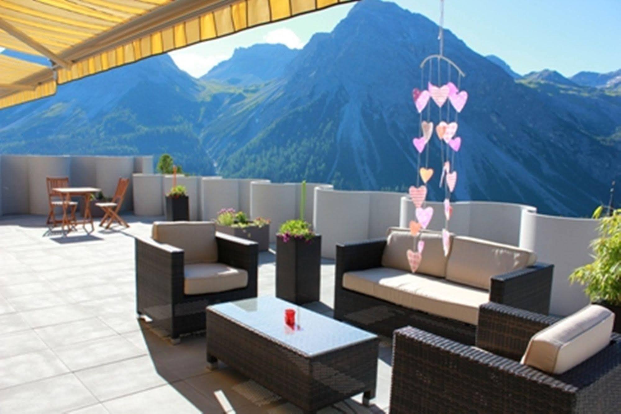 The Excelsior Ostfluegel Hotel Arosa Exterior foto